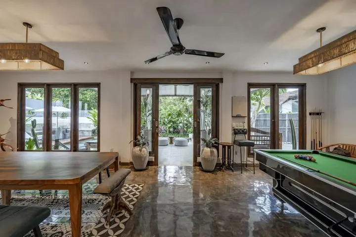 Кута: Вилла Gang Bima - Unique Retro Seminyak Private Mansion