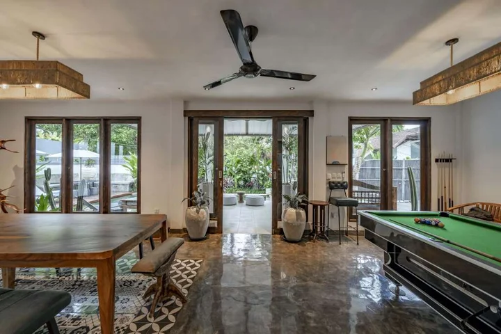 Кута: Вилла Gang Bima - Unique Retro Seminyak Private Mansion