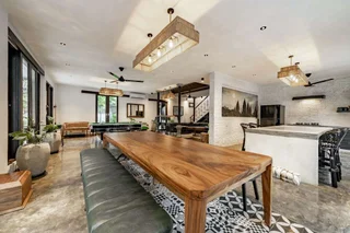 Кута: Вилла Gang Bima - Unique Retro Seminyak Private Mansion