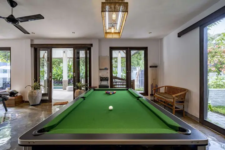 Кута: Вилла Gang Bima - Unique Retro Seminyak Private Mansion