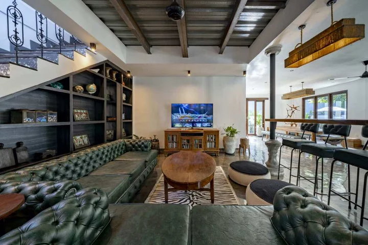Кута: Вилла Gang Bima - Unique Retro Seminyak Private Mansion
