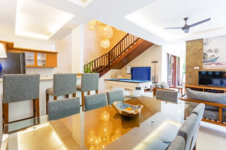 Керобокан: Вилла Kubu Luxury Seminyak Private Mansion