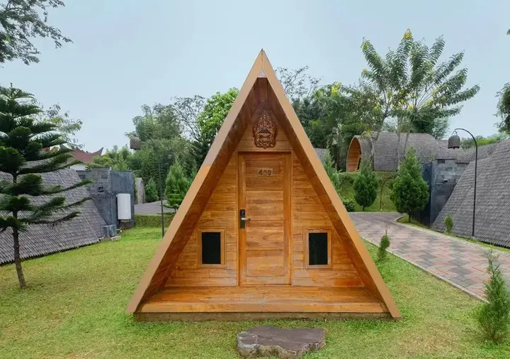 Маланг: Shanaya Resort Malang