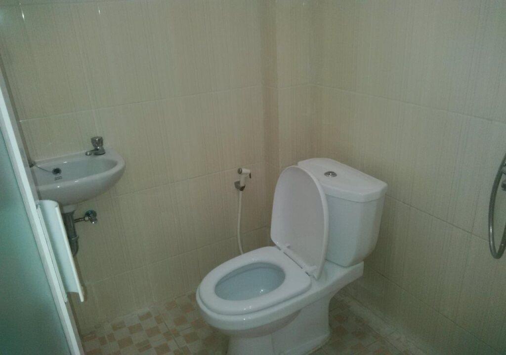 Батуретно: Chrissant Hotel