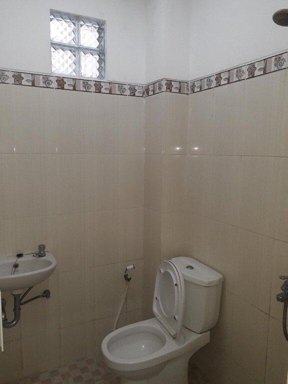 Батуретно: Chrissant Hotel