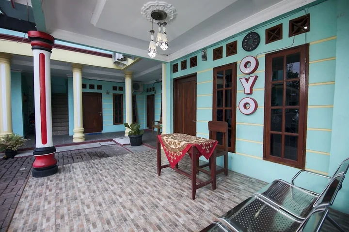 Пематангсиантар: OYO 796 Penginapan Fergael