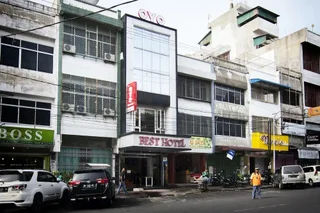 Пематангсиантар: Oyo 526 Hotel Best