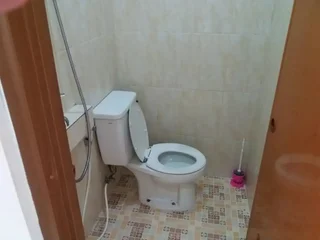 Депок: Oyo 2851 Anggrek House Syariah