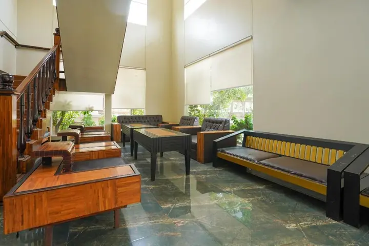Сурабая: OYO 2680 Zeidan House Syariah
