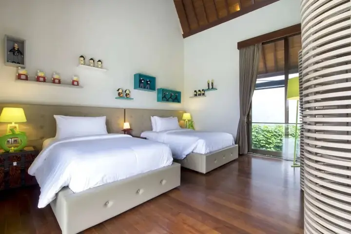 Luxury Villa in Bali near Beach, Bali Villa 2003 — фото 1