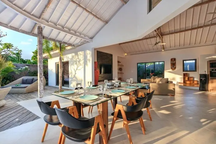 Кута: Bali Villa Near the Beach, 2041