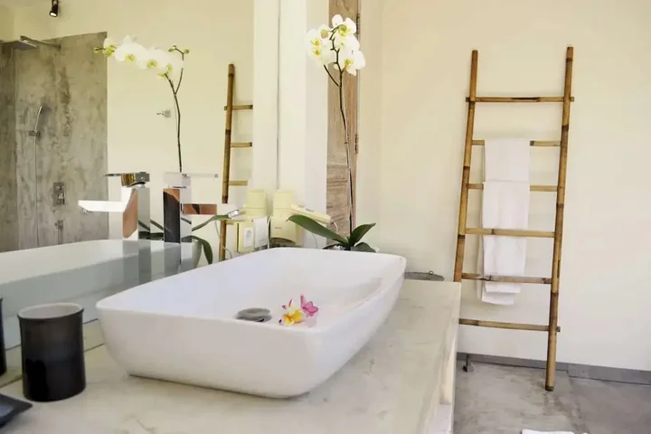 Чангу: Rent a Luxury Villa in Bali Close to the Beach