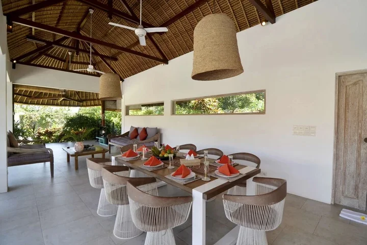 Чангу: Rent a Luxury Villa in Bali Close to the Beach