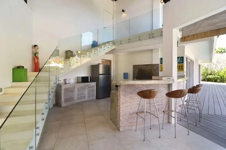 Чангу: Rent a Luxury Villa in Bali Close to the Beach