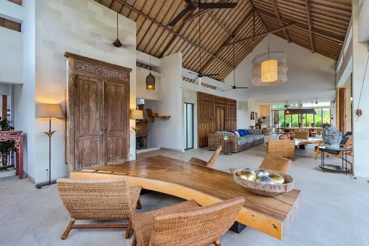 Керобокан: Bali Villa Near the Beach, 2056