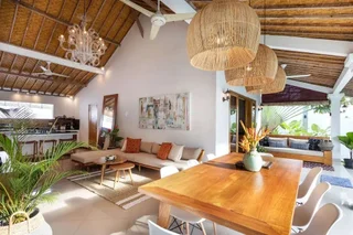 Кута: Bali Villa Near the Beach, 2030