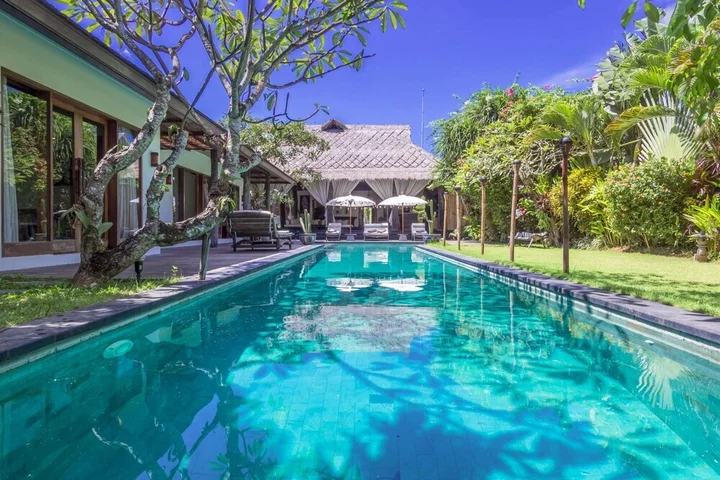 Кута: Bali Villa Near the Beach, 2064