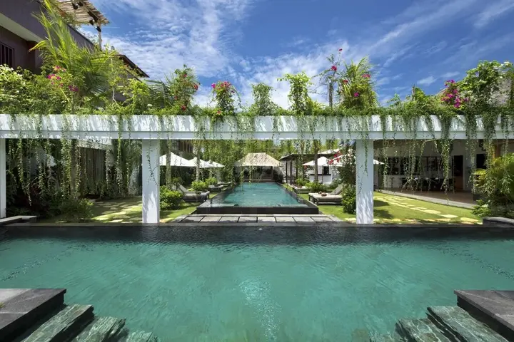 Кута: Bali Villa Near the Beach, 2061