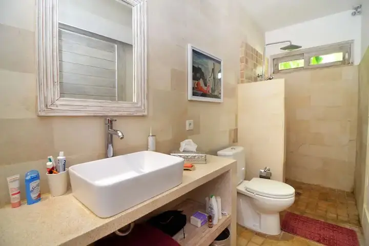 Кута: Bali Villa Near the Beach, 2070