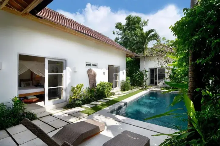 Кута: Bali Villa Near the Beach, 2070