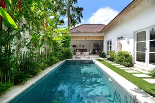 Кута: Bali Villa Near the Beach, 2070