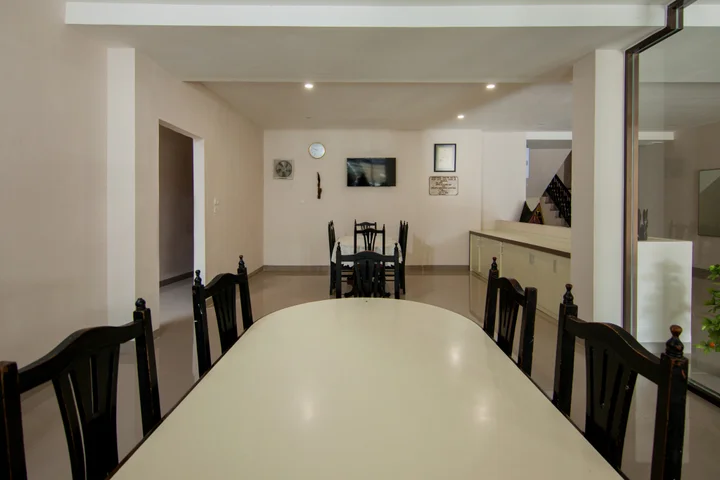 Озеро Тоба: OYO 2382 Wisata Hotel