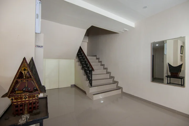 Озеро Тоба: OYO 2382 Wisata Hotel