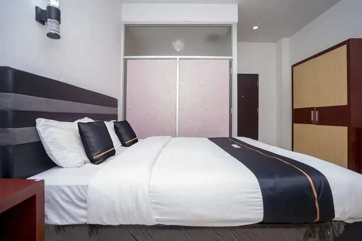 Самаринда: OYO 2695 D'es Guest House