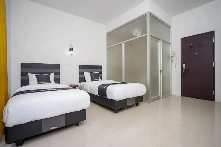 Самаринда: OYO 2695 D'es Guest House