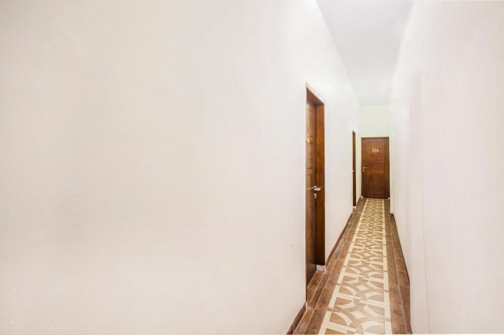 Медан: OYO 2720 Sutomo Inn