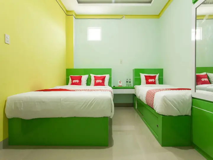 Super OYO 1763 Dinda Residence Syariah — фото 2