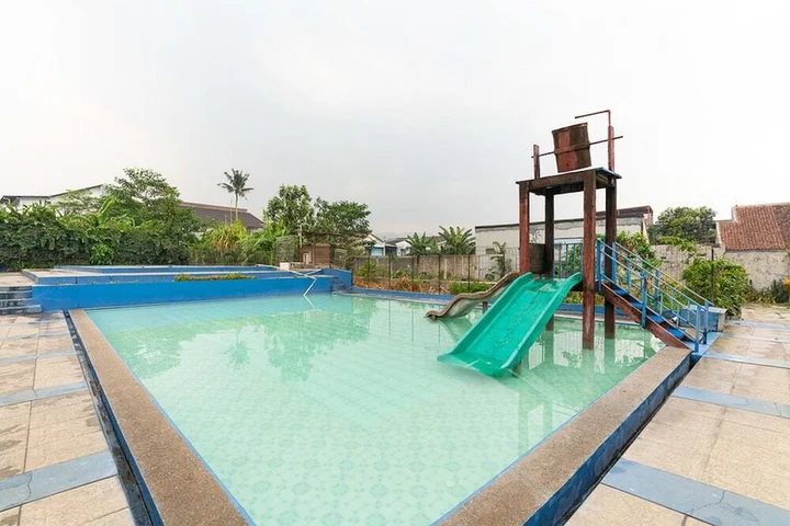 Бандунг: RedDoorz Hostel @ Dago 2