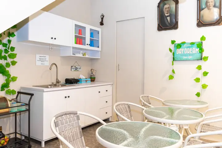 Семаранг: RedDoorz Hostel @ DI Panjaitan Simpang Lima