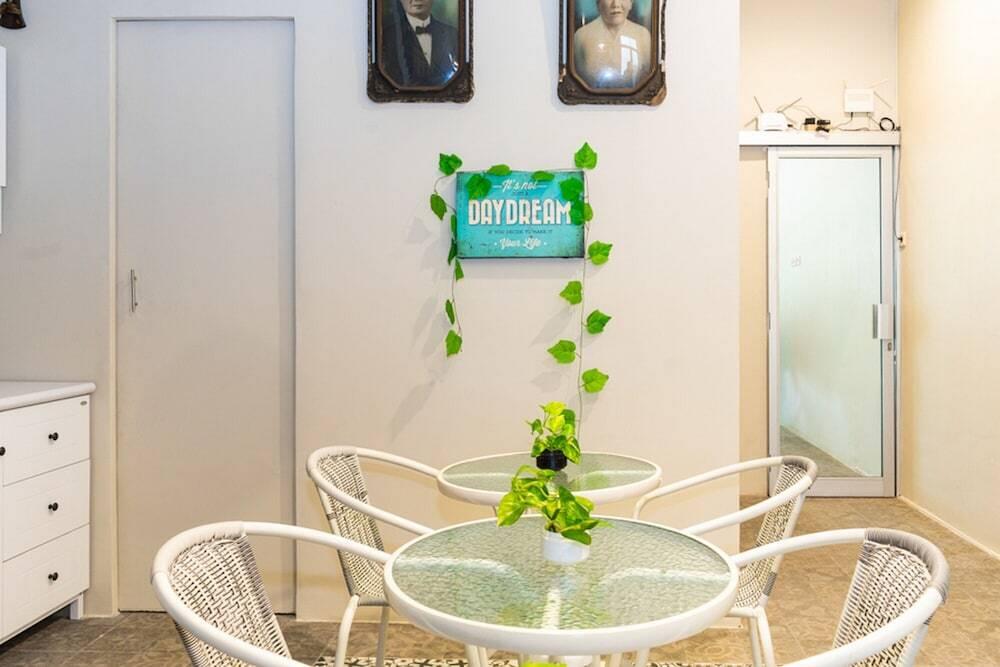 Семаранг: RedDoorz Hostel @ DI Panjaitan Simpang Lima