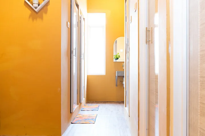 Семаранг: RedDoorz Hostel @ DI Panjaitan Simpang Lima