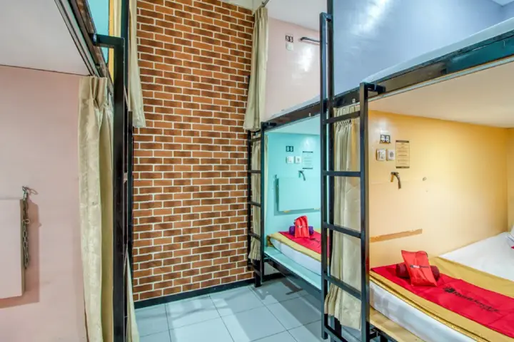 RedDoorz Hostel near Terminal Condongcatur Jogja — фото 3