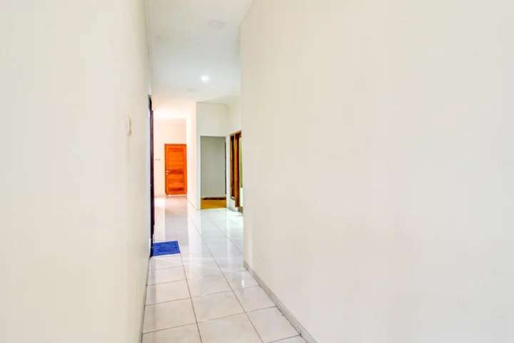 Депок: RedDoorz Hostel near Terminal Condongcatur Jogja