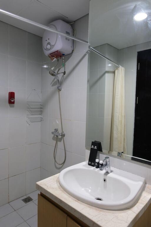 Legok: Cozy & Tranquil 1BR Apartment Casa De Parco BSD