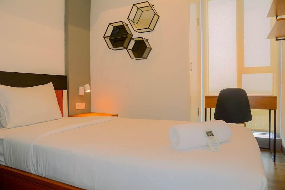 Legok: Luxurious And Pleasant 2br Branz Bsd City Apartment