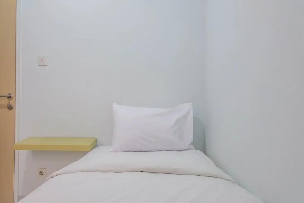 Тангеранг: Luxurious and Convenient 2BR Ayodhya Apartment