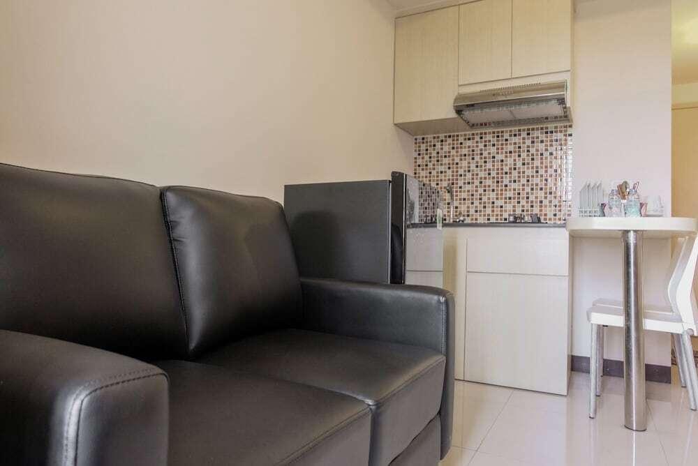Тангеранг: Luxurious and Convenient 2BR 19 Avenue Apartment