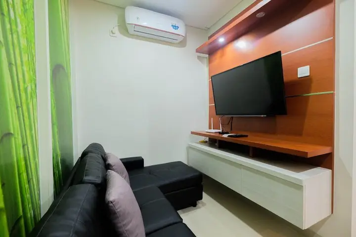 Minimalist and Comfy 1BR Atlanta Depok Apartment — фото 5