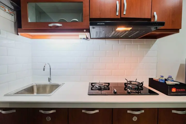 Депок: Minimalist and Comfy 1BR Atlanta Depok Apartment