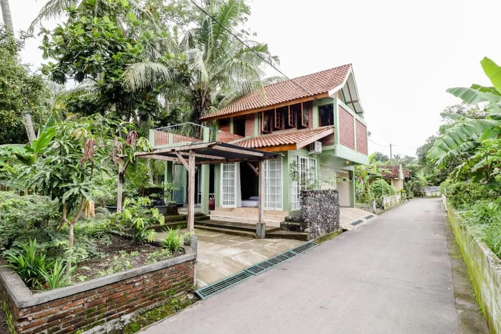 Батуретно: Omah Kemiri 4 Yogyakarta