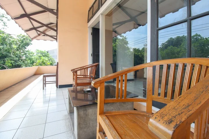 Суракарта: Airy Stasiun Balapan Monginsidi 106 Solo