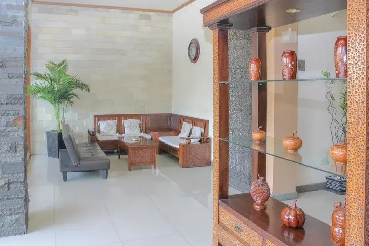 Маланг: DIA2 Guest House