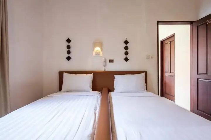 Кута: PB - 6BR- V1 & V3 6BR Private Pool Villa, Walk to Seminyak Beach