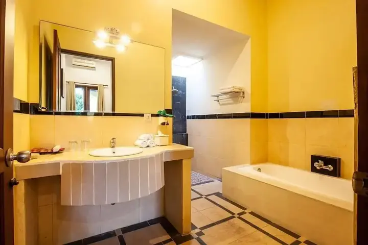 Кута: PB - 6BR- V1 & V3 6BR Private Pool Villa, Walk to Seminyak Beach