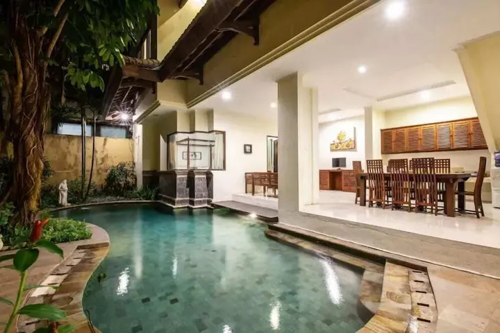 Кута: PB - Villa 5 - 4BR · 4-BR Private Pool Villa Walk to Seminyak Beach