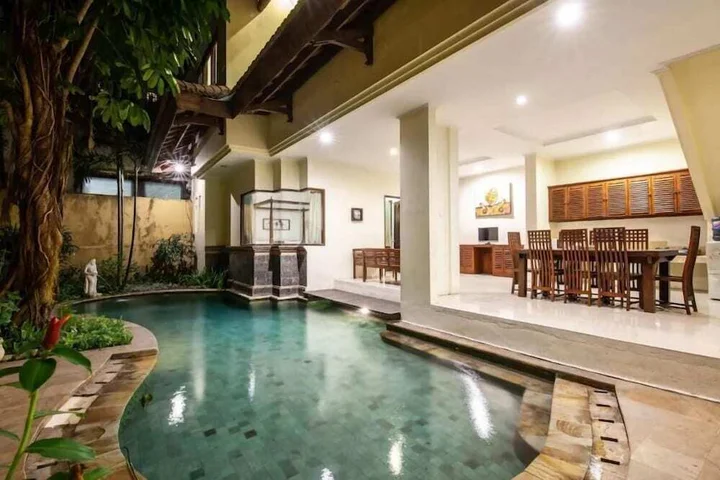 Кута: PB - Villa 5 - 4BR · 4-BR Private Pool Villa Walk to Seminyak Beach